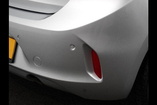 Opel Corsa 1.2 100pk Automaat Elegance | Navigatie | Apple Carplay/Android Auto | Camera | Airco | Parkeer sensoren V+A | Lichtmetalen Velgen | Cruise Control | Digitale Cockpit | Extra Getint Glas