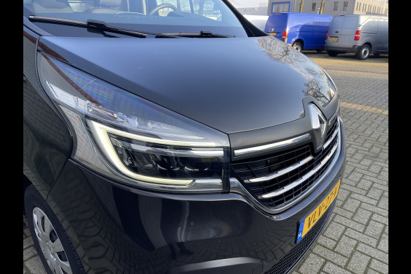 Renault Trafic 2.0 dCi 120pk T29 L2H1 Work Edition / vaste prijs rijklaar € 17.950 ex btw / lease vanaf € 302 / zwart metallic / ingerichte laadruimte / camera / airco / cruise / trekhaak !