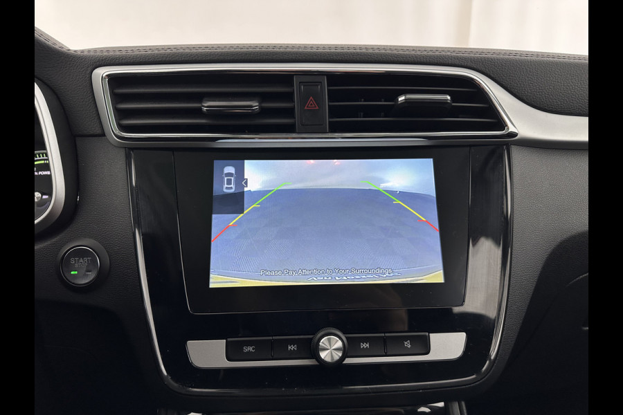 MG ZS EV Luxury 45 kWh {SOH-91%} (INCL-BTW) Aut. *PANO | LEATHER | CCS-FASTLOADER | KEYLESS | NAVI-FULLMAP | ADAPTIVE-CRUISE | CAMERA | HEATED-SPORTSEATS | CARPLAY | BLINDSPOT | DAB | LANE-ASSIST | 17''ALU*