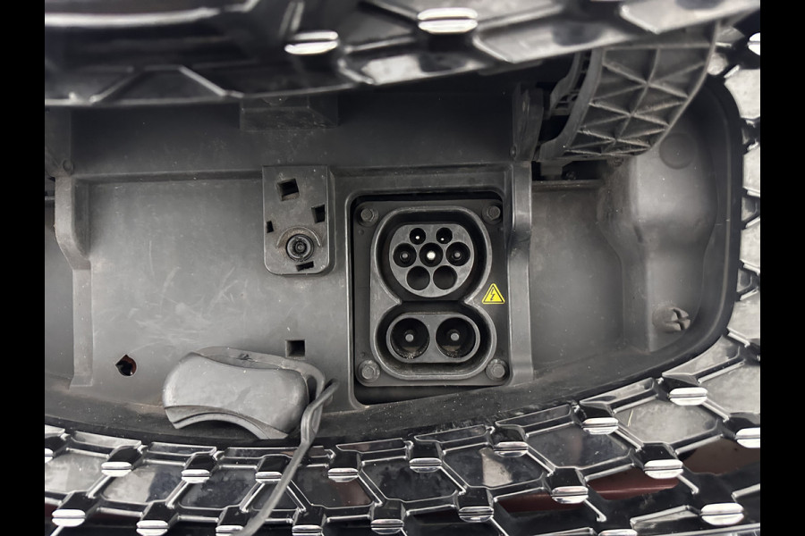 MG ZS EV Luxury 45 kWh {SOH-91%} (INCL-BTW) Aut. *PANO | LEATHER | CCS-FASTLOADER | KEYLESS | NAVI-FULLMAP | ADAPTIVE-CRUISE | CAMERA | HEATED-SPORTSEATS | CARPLAY | BLINDSPOT | DAB | LANE-ASSIST | 17''ALU*