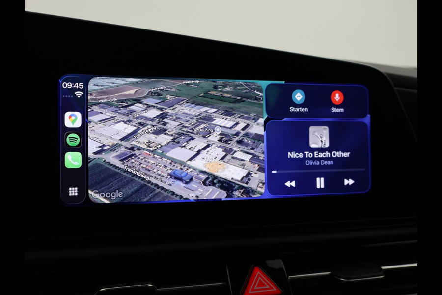 Kia Niro EV EXECUTIVE 64.8 kWh *5.677 KM* + LEDER | STOELVENTILATIE | HEAD-UP | HARMAN/KARDON | STOELVERW. V+A