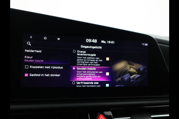 Kia Niro EV EXECUTIVE 64.8 kWh *5.677 KM* + LEDER | STOELVENTILATIE | HEAD-UP | HARMAN/KARDON | STOELVERW. V+A