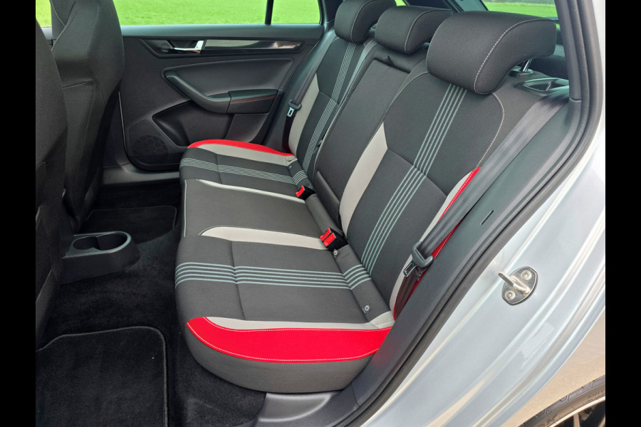 Škoda Rapid Spaceback 1.0 TSI Greentech Clever - 110 Pk - Euro 6 - AUTOMAAT - Navi - PDC V+A