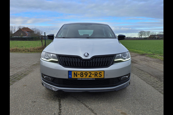 Volkswagen Golf Skoda Rapid Sportback 1.0 TSI Greentech Clever - 110 Pk - Euro 6 - AUTOMAAT - Navi - PDC V+A