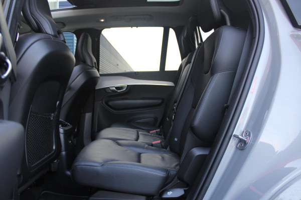 Volvo XC90 2.0 T8 455PK RECHARGE AWD ULTIMATE DARK | LUCHTVERING | PANORAMISCH SCHUIF / KANTELDAK | ELEKTRISCH UITKLAPBARE TREKHAAK | HEAD-UP DISPLAY | NAVIGATIE VIA GOOGLE-MAPS | ELEKTRISCH VERSTELBARE VOOR STOELEN MET GEHEUGEN | VOORSTOELEN VERWARMBAAR | ACHTERBANK VERWARMBAAR | 360° CAMERA | HARMAN / KARDON PREMIUM AUDIO SYSTEEM | APPLE CARPLAY / ANDROID-AUTO | KEYLESS ENTRY / START | STANDKACHEL | EXTRA GETINTE ACHTER RUITEN | VERDUISTERINGS GORDIJNEN ACHTER PORTIEREN | KINDERVERHOGING ACHTERBANK | ELEKTRISCHE ACHTERKLEP MET SENSOR |