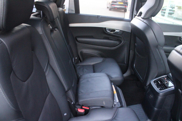 Volvo XC90 2.0 T8 455PK RECHARGE AWD ULTIMATE DARK | LUCHTVERING | PANORAMISCH SCHUIF / KANTELDAK | ELEKTRISCH UITKLAPBARE TREKHAAK | HEAD-UP DISPLAY | NAVIGATIE VIA GOOGLE-MAPS | ELEKTRISCH VERSTELBARE VOOR STOELEN MET GEHEUGEN | VOORSTOELEN VERWARMBAAR | ACHTERBANK VERWARMBAAR | 360° CAMERA | HARMAN / KARDON PREMIUM AUDIO SYSTEEM | APPLE CARPLAY / ANDROID-AUTO | KEYLESS ENTRY / START | STANDKACHEL | EXTRA GETINTE ACHTER RUITEN | VERDUISTERINGS GORDIJNEN ACHTER PORTIEREN | KINDERVERHOGING ACHTERBANK | ELEKTRISCHE ACHTERKLEP MET SENSOR |