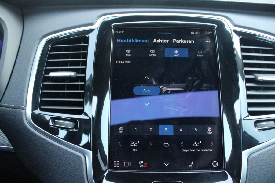 Volvo XC90 2.0 T8 455PK RECHARGE AWD ULTIMATE DARK | LUCHTVERING | PANORAMISCH SCHUIF / KANTELDAK | ELEKTRISCH UITKLAPBARE TREKHAAK | HEAD-UP DISPLAY | NAVIGATIE VIA GOOGLE-MAPS | ELEKTRISCH VERSTELBARE VOOR STOELEN MET GEHEUGEN | VOORSTOELEN VERWARMBAAR | ACHTERBANK VERWARMBAAR | 360° CAMERA | HARMAN / KARDON PREMIUM AUDIO SYSTEEM | APPLE CARPLAY / ANDROID-AUTO | KEYLESS ENTRY / START | STANDKACHEL | EXTRA GETINTE ACHTER RUITEN | VERDUISTERINGS GORDIJNEN ACHTER PORTIEREN | KINDERVERHOGING ACHTERBANK | ELEKTRISCHE ACHTERKLEP MET SENSOR |