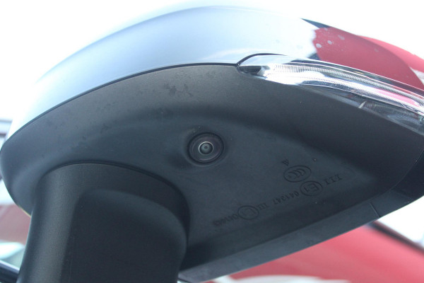 Volvo XC90 2.0 T8 455PK RECHARGE AWD ULTIMATE DARK | LUCHTVERING | PANORAMISCH SCHUIF / KANTELDAK | ELEKTRISCH UITKLAPBARE TREKHAAK | HEAD-UP DISPLAY | NAVIGATIE VIA GOOGLE-MAPS | ELEKTRISCH VERSTELBARE VOOR STOELEN MET GEHEUGEN | VOORSTOELEN VERWARMBAAR | ACHTERBANK VERWARMBAAR | 360° CAMERA | HARMAN / KARDON PREMIUM AUDIO SYSTEEM | APPLE CARPLAY / ANDROID-AUTO | KEYLESS ENTRY / START | STANDKACHEL | EXTRA GETINTE ACHTER RUITEN | VERDUISTERINGS GORDIJNEN ACHTER PORTIEREN | KINDERVERHOGING ACHTERBANK | ELEKTRISCHE ACHTERKLEP MET SENSOR |