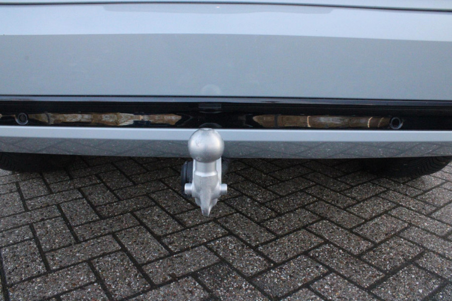 Volvo XC90 2.0 T8 455PK RECHARGE AWD ULTIMATE DARK | LUCHTVERING | PANORAMISCH SCHUIF / KANTELDAK | ELEKTRISCH UITKLAPBARE TREKHAAK | HEAD-UP DISPLAY | NAVIGATIE VIA GOOGLE-MAPS | ELEKTRISCH VERSTELBARE VOOR STOELEN MET GEHEUGEN | VOORSTOELEN VERWARMBAAR | ACHTERBANK VERWARMBAAR | 360° CAMERA | HARMAN / KARDON PREMIUM AUDIO SYSTEEM | APPLE CARPLAY / ANDROID-AUTO | KEYLESS ENTRY / START | STANDKACHEL | EXTRA GETINTE ACHTER RUITEN | VERDUISTERINGS GORDIJNEN ACHTER PORTIEREN | KINDERVERHOGING ACHTERBANK | ELEKTRISCHE ACHTERKLEP MET SENSOR |