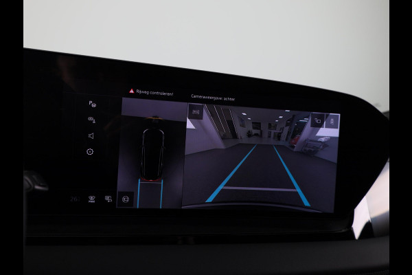 Audi Q6 e-tron S edition 83Kwh 252 pk SUV | Tech pakket plus | Glazen panoramadak | Lederen bekleding | Rode remzadels |