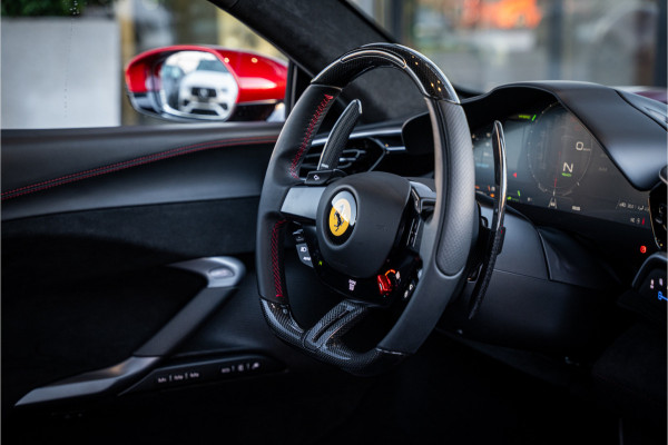 Ferrari 296 GTB 3.0 V6 - Rosso Imola | Origineel NL | Lift | Memory