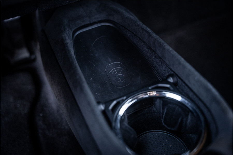 Ferrari 296 GTB 3.0 V6 - Rosso Imola | Origineel NL | Lift | Memory