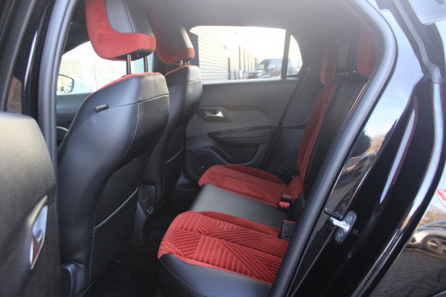 Lancia Ypsilon 1.2 110PK Turbo Hybrid LX | CAMERA VOOR/ ACHTER | ELEKTRISCH VERSTELBARE BESTUURDERSSTOEL | VELOURS BEKLEDING | STOEL VERWARMING | MASSAGEFUNCTIE BESTUURDERSSTOEL |  DRAADLOOS APPLE CARPLAY / ANDROID AUTO | DRAADLOZE TELEFOONLADER | DODEHOEK DETECTIE | CLIMATE CONTROL |