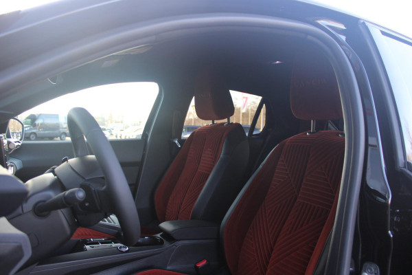 Lancia Ypsilon 1.2 110PK Turbo Hybrid LX | CAMERA VOOR/ ACHTER | ELEKTRISCH VERSTELBARE BESTUURDERSSTOEL | VELOURS BEKLEDING | STOEL VERWARMING | MASSAGEFUNCTIE BESTUURDERSSTOEL |  DRAADLOOS APPLE CARPLAY / ANDROID AUTO | DRAADLOZE TELEFOONLADER | DODEHOEK DETECTIE | CLIMATE CONTROL |