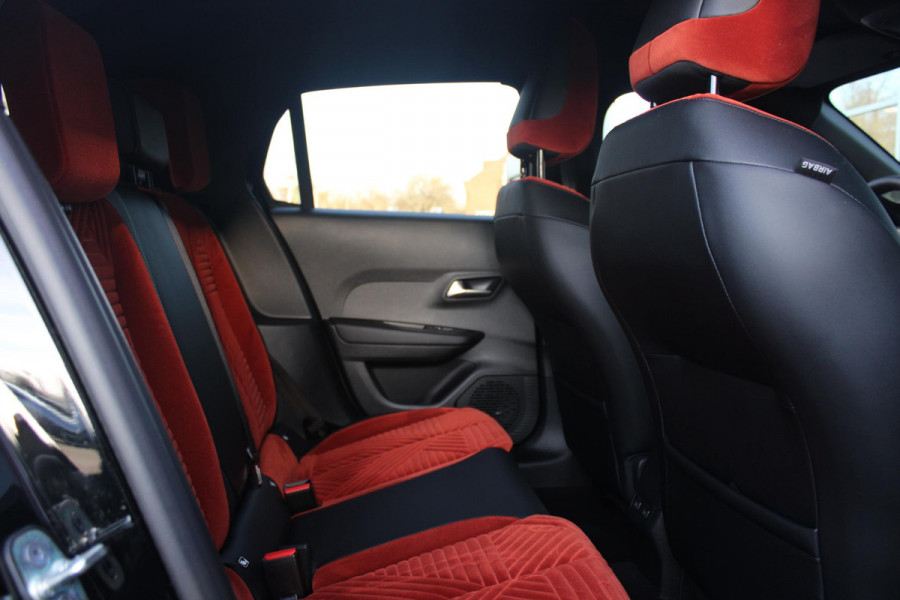 Lancia Ypsilon 1.2 110PK Turbo Hybrid LX | CAMERA VOOR/ ACHTER | ELEKTRISCH VERSTELBARE BESTUURDERSSTOEL | VELOURS BEKLEDING | STOEL VERWARMING | MASSAGEFUNCTIE BESTUURDERSSTOEL |  DRAADLOOS APPLE CARPLAY / ANDROID AUTO | DRAADLOZE TELEFOONLADER | DODEHOEK DETECTIE | CLIMATE CONTROL |