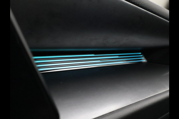 Kia Niro EV EXECUTIVE 64.8 kWh *5.677 KM* + LEDER | STOELVENTILATIE | HEAD-UP | HARMAN/KARDON | STOELVERW. V+A