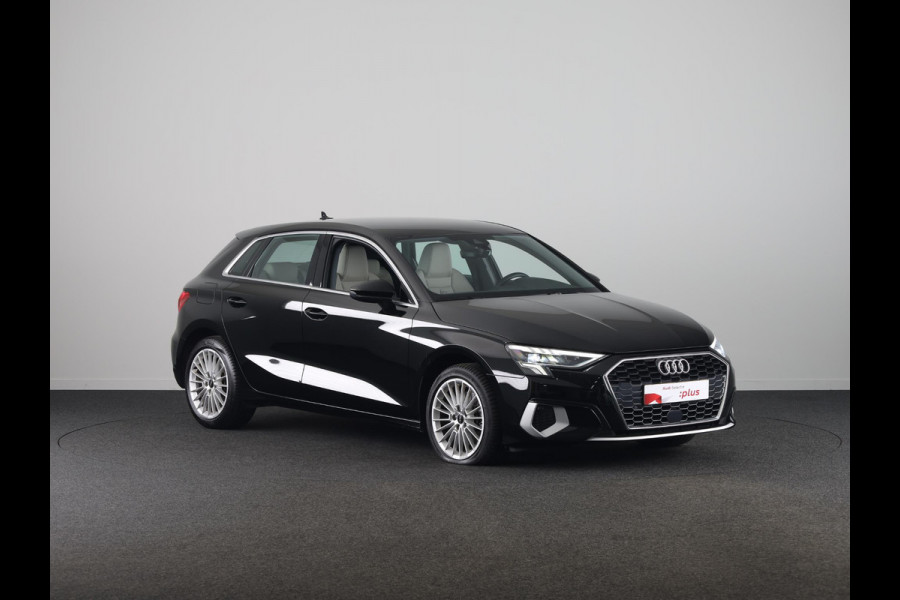 Audi A3 Sportback 35 TFSI Business edition 150 pk S-tronic | Navigatie | Parkeersensoren achter | Adaptieve cruise control | Lederen bekleding | Apple Carplay/Android Auto |