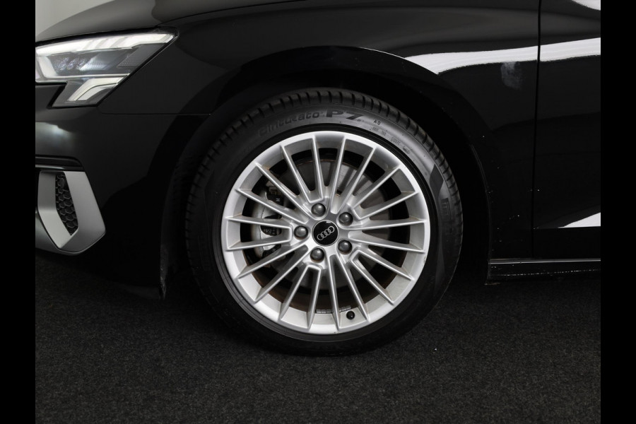 Audi A3 Sportback 35 TFSI Business edition 150 pk S-tronic | Navigatie | Parkeersensoren achter | Adaptieve cruise control | Lederen bekleding | Apple Carplay/Android Auto |