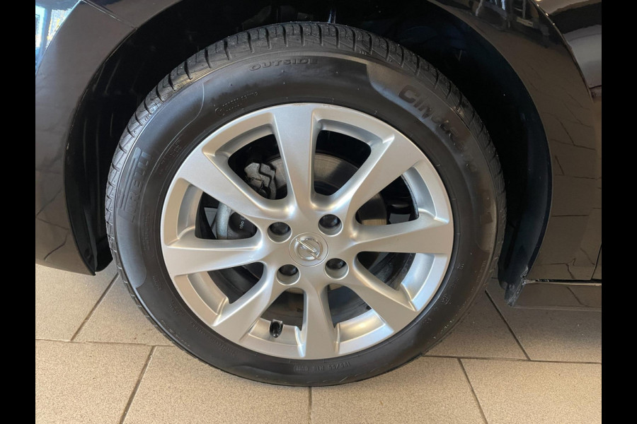 Opel Corsa 1.2 Edition AIRCO NAVI CRUISE BLUETOOTH PDC VELGEN ELEK RAMEN CENT VERG ZEER NETTE AUTO