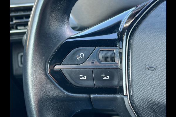 Peugeot 3008 1.2 PureTech Allure Pack Business | TREKHAAK | CAMERA | CLIMA | CARPLAY | LEDER/STOF | PDC 2X | NAVI