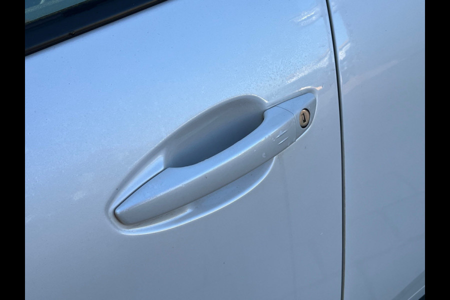 Peugeot 3008 1.2 PureTech Allure Pack Business | TREKHAAK | CAMERA | CLIMA | CARPLAY | LEDER/STOF | PDC 2X | NAVI