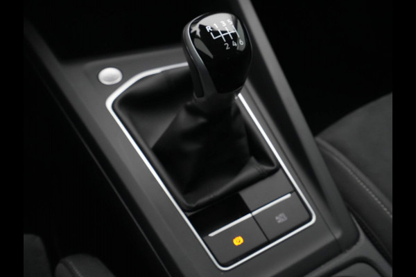 Volkswagen Golf 1.0 TSI 110pk Life Business Navigatie Memory Stoelverwarming Acc