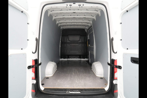 Volkswagen Crafter L3H3 2.0 TDI 102pk 3.0T / Navigatie / Airco / Bijrijdersbank