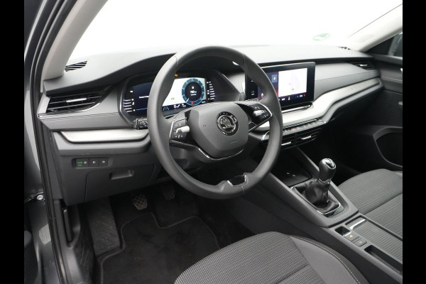 Škoda Octavia Combi 1.0 TSI 110pk Business Edition Trekhaak Navigatie Keyless Clima