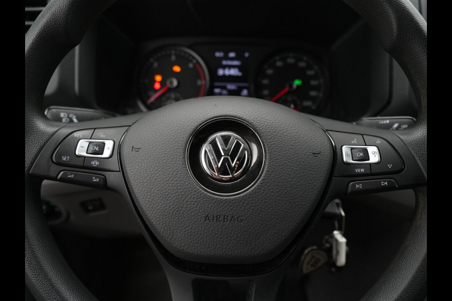Volkswagen Crafter L4H3 2.0 TDI 140pk Automaat 3.5T Comfortline / Navigatie / PDC / Cruise / Carplay