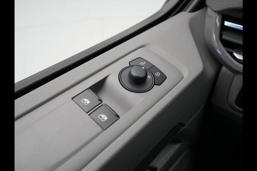 Volkswagen Transporter L2H1 2.0 TDI 110pk Life-Intro / Direct leverbaar / BPM-vrij .