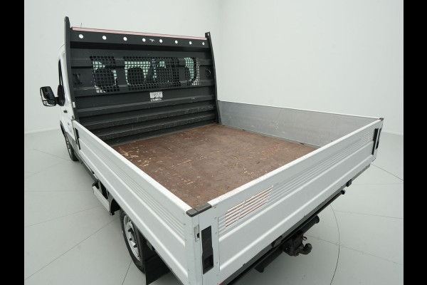 Ford Transit Dubbele Cabine Pick-Up 310 2.0 TDCI 96kW 130PK L2H1 Ambiente Airco Bluetooth Trekhaak 7 persoons
