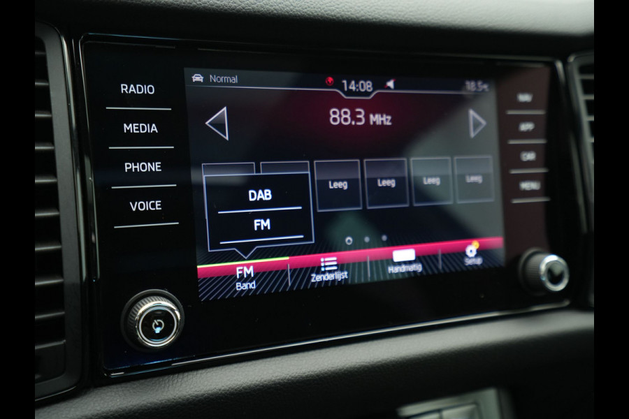 Škoda Kodiaq 1.5 TSI 150pk Sportline Business Panorama Camera Stoelverwarming Acc Carplay