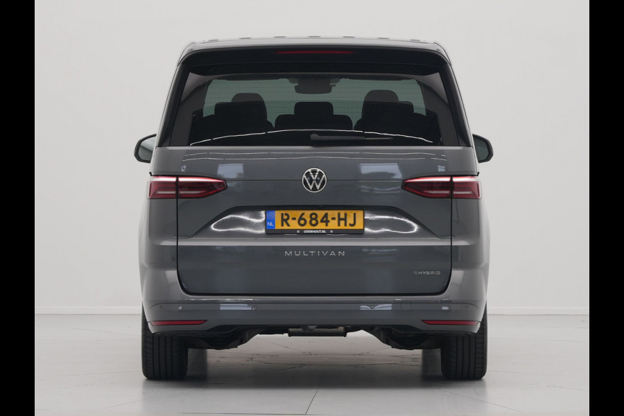 Volkswagen Multivan L1H1 1.4 PHEV eHybrid 218pk DSG Life / Automaat / Panorama dak / Trekhaak / El. schuifdeuren