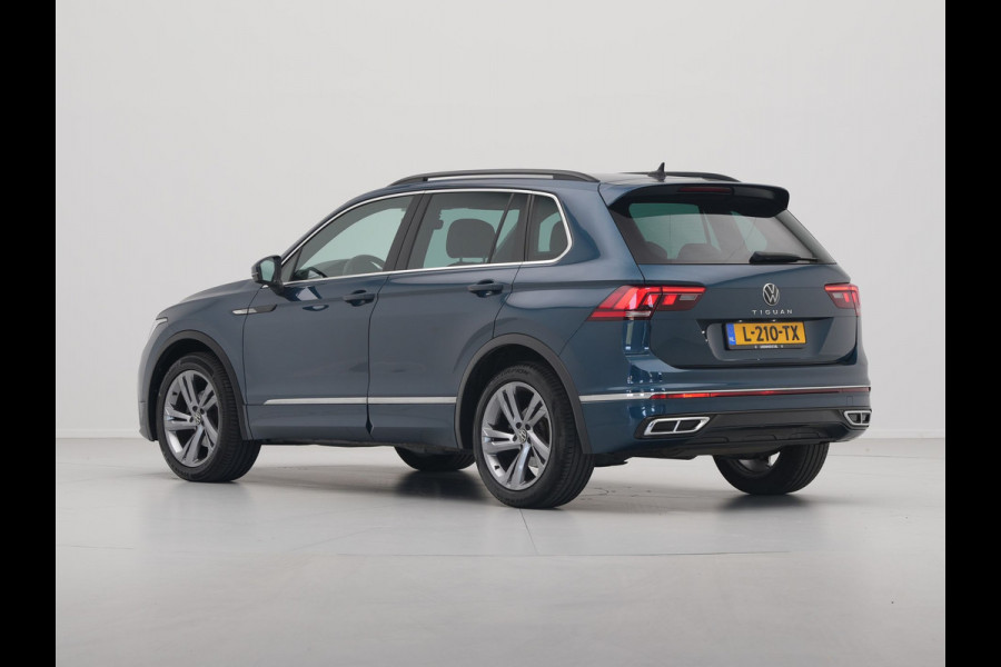 Volkswagen Tiguan 1.5 TSI 150pk DSG R-Line Navigatie Wegkl. trekhaak Acc Elek. kofferklep Autobedrijf van den Bosch