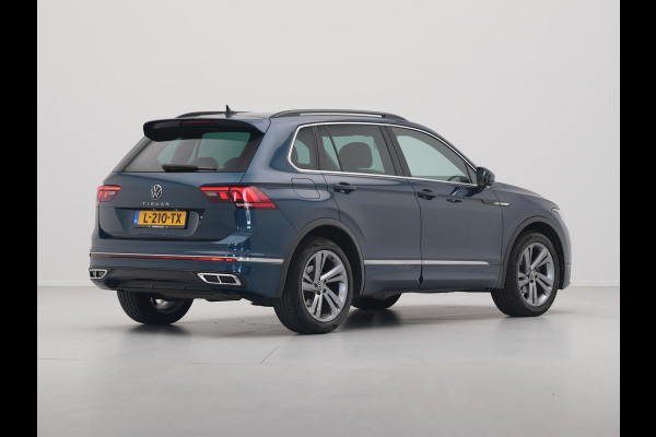 Volkswagen Tiguan 1.5 TSI 150pk DSG R-Line Navigatie Wegkl. trekhaak Acc Elek. kofferklep Autobedrijf van den Bosch
