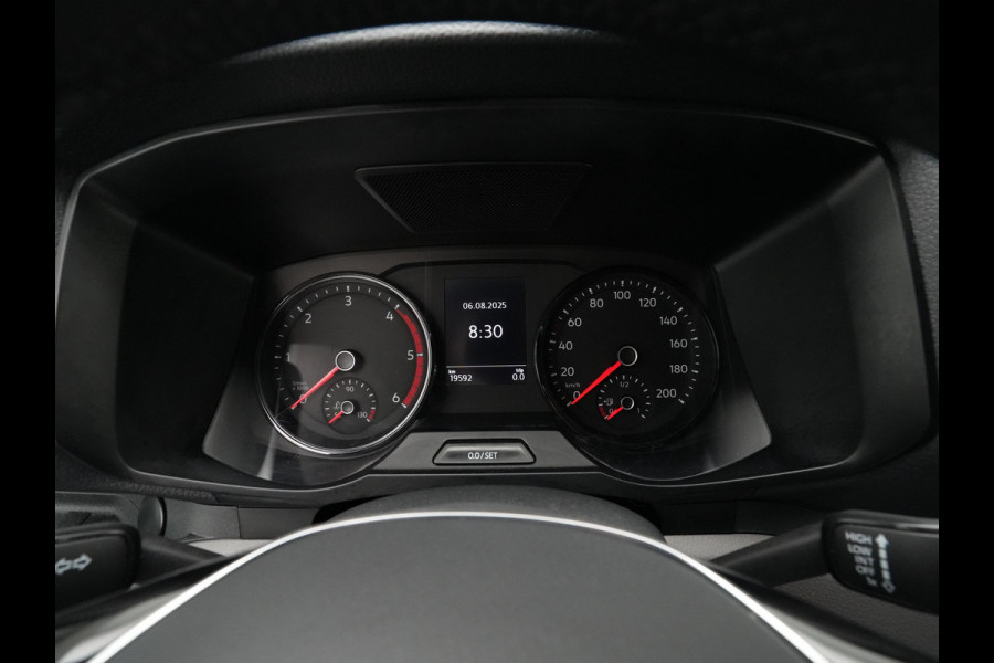 Volkswagen Crafter L3H3 2.0 TDI 140PK 3.5T Highline / Trekhaak / Betimmering /Carplay / Camera