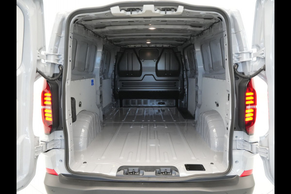 Volkswagen Transporter L2H1 2.0 TDI 150PK Life-Intro / Direct leverbaar / BPM-vrij .