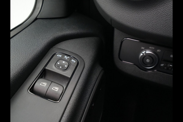 Mercedes-Benz Sprinter Dubbele Cabine 319 2.0 CDI 140kW 190PK L3H3 AUT Navigatie Trekhaak Camera Stoelverwarming