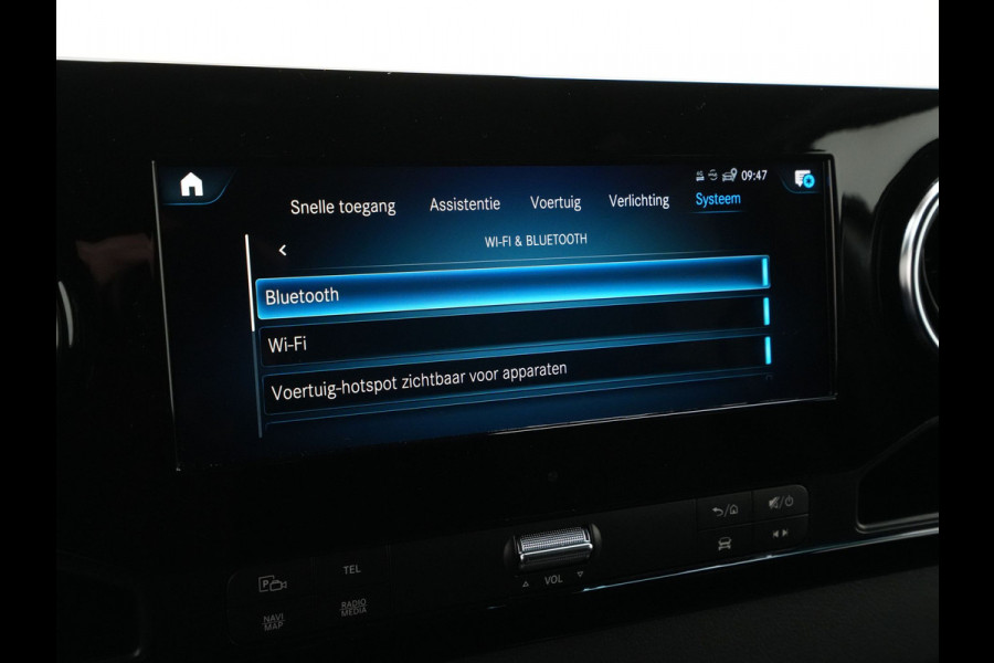 Mercedes-Benz Sprinter Dubbele Cabine 319 2.0 CDI 140kW 190PK L3H3 AUT Navigatie Trekhaak Camera Stoelverwarming