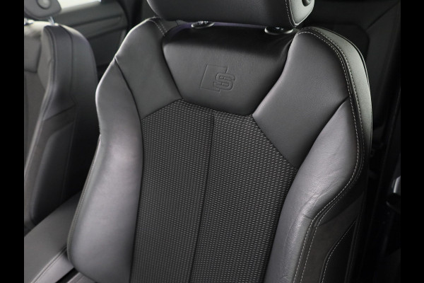 Audi Q3 45 TFSI e S edition 245pk | Navigatie | Trekhaak | Adaptieve cruise controle | 3 spaaks afgevlakt stuurwiel | 19 inch Lichtmetalen velgen