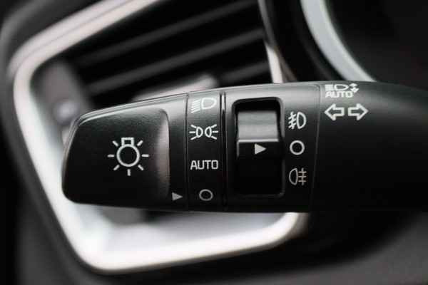 Kia ProCeed 1.0 T-GDI GT-Line Panoramadak, Camera, Cruise, Apple Carplay, Verwarmd Stuurwiel, 17''