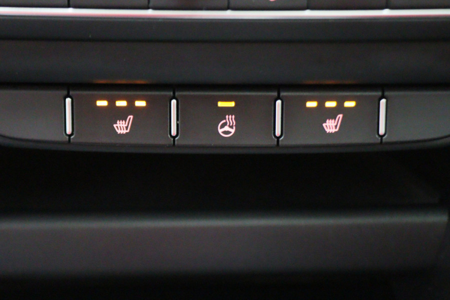 Kia ProCeed 1.0 T-GDI GT-Line Panoramadak, Camera, Cruise, Apple Carplay, Verwarmd Stuurwiel, 17''