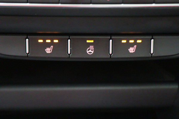 Kia ProCeed 1.0 T-GDI GT-Line Panoramadak, Camera, Cruise, Apple Carplay, Verwarmd Stuurwiel, 17''