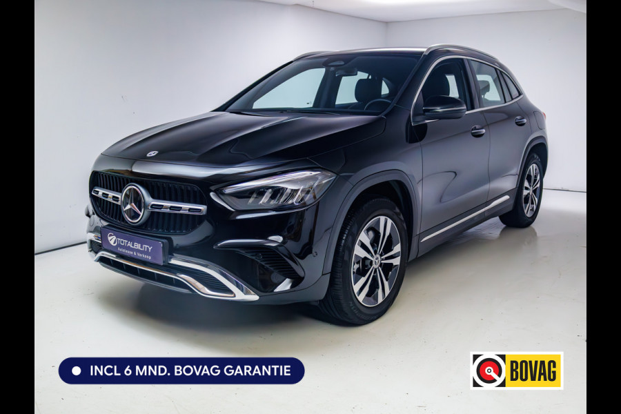 Mercedes-Benz GLA 250 e Luxury Line automaat 218 PK | Facelift | Elec. wegklapbare trekhaak | Adap. Cruise | Stoelverwarming | Elec. achterklep, Navigatie, app. connect, camera met parkeerassistent, sfeerverlichting