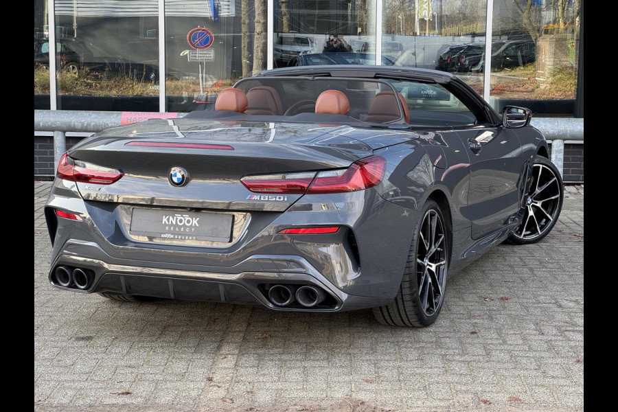 BMW 8 Serie M850i xDrive High Executive / 20 Inch / Active Cruise control / M Carbon exterieur / Soft close / Active Steering / Laserlicht