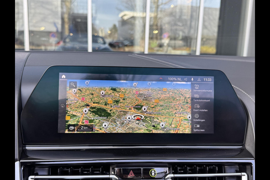 BMW 8 Serie M850i xDrive High Executive / 20 Inch / Active Cruise control / M Carbon exterieur / Soft close / Active Steering / Laserlicht