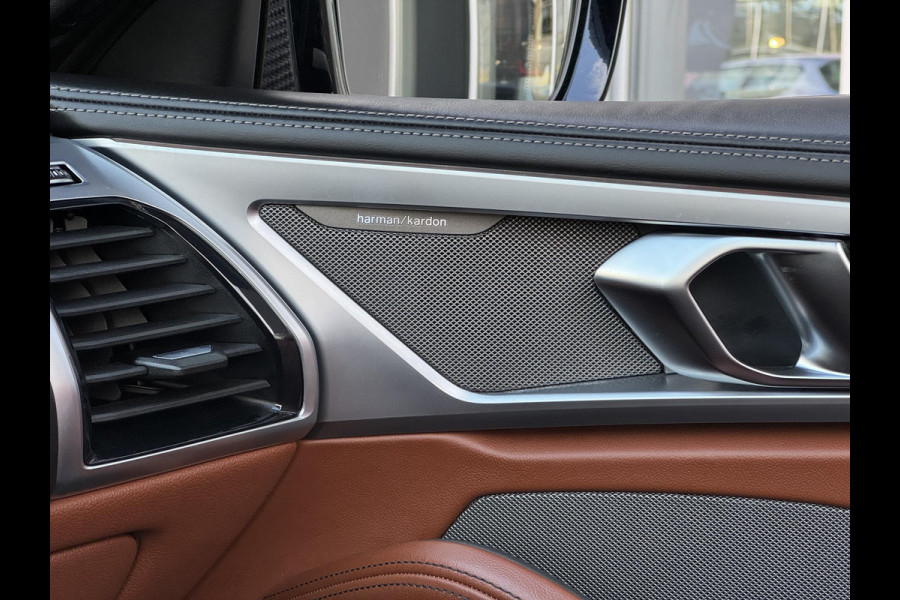 BMW 8 Serie M850i xDrive High Executive / 20 Inch / Active Cruise control / M Carbon exterieur / Soft close / Active Steering / Laserlicht