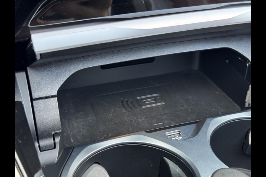 BMW 8 Serie M850i xDrive High Executive / 20 Inch / Active Cruise control / M Carbon exterieur / Soft close / Active Steering / Laserlicht