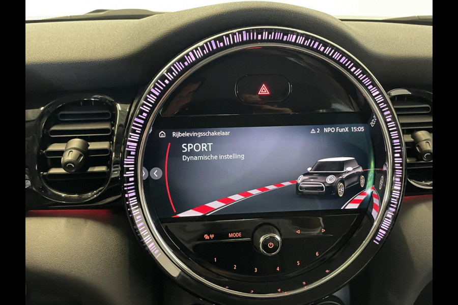 MINI Mini Electric Classic 33 kWh All Black Climate control Cruise control LED Parkeersensoren Achteruitrijcamera