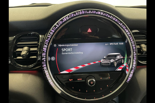 MINI Mini Electric Classic 33 kWh All Black Climate control Cruise control LED Parkeersensoren Achteruitrijcamera